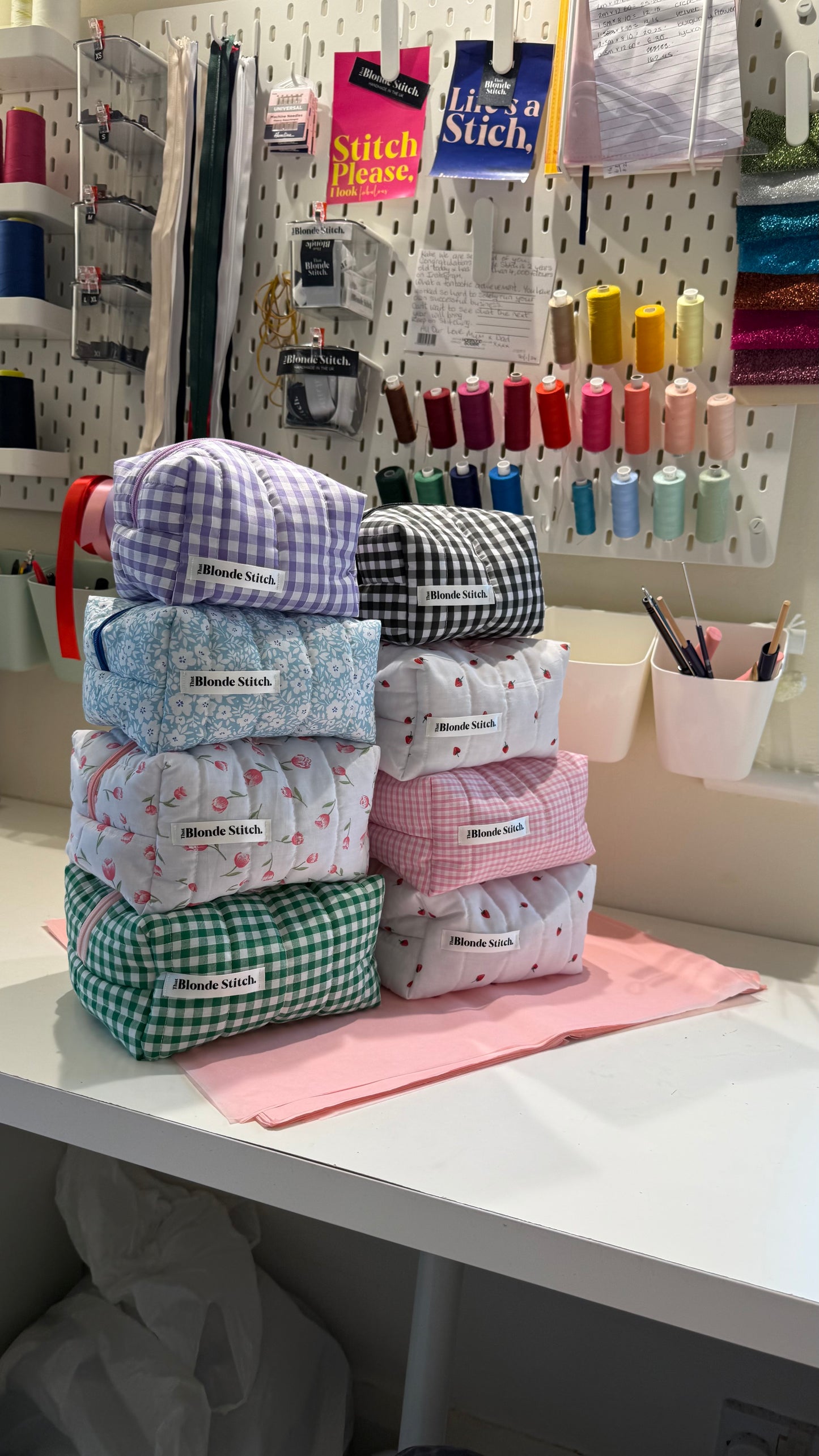 Quilted makeup bag - Tulip print