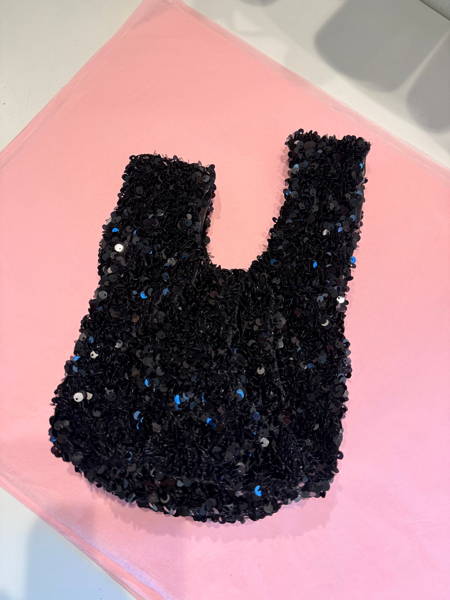 Sequin knot bag SAMPLE 1