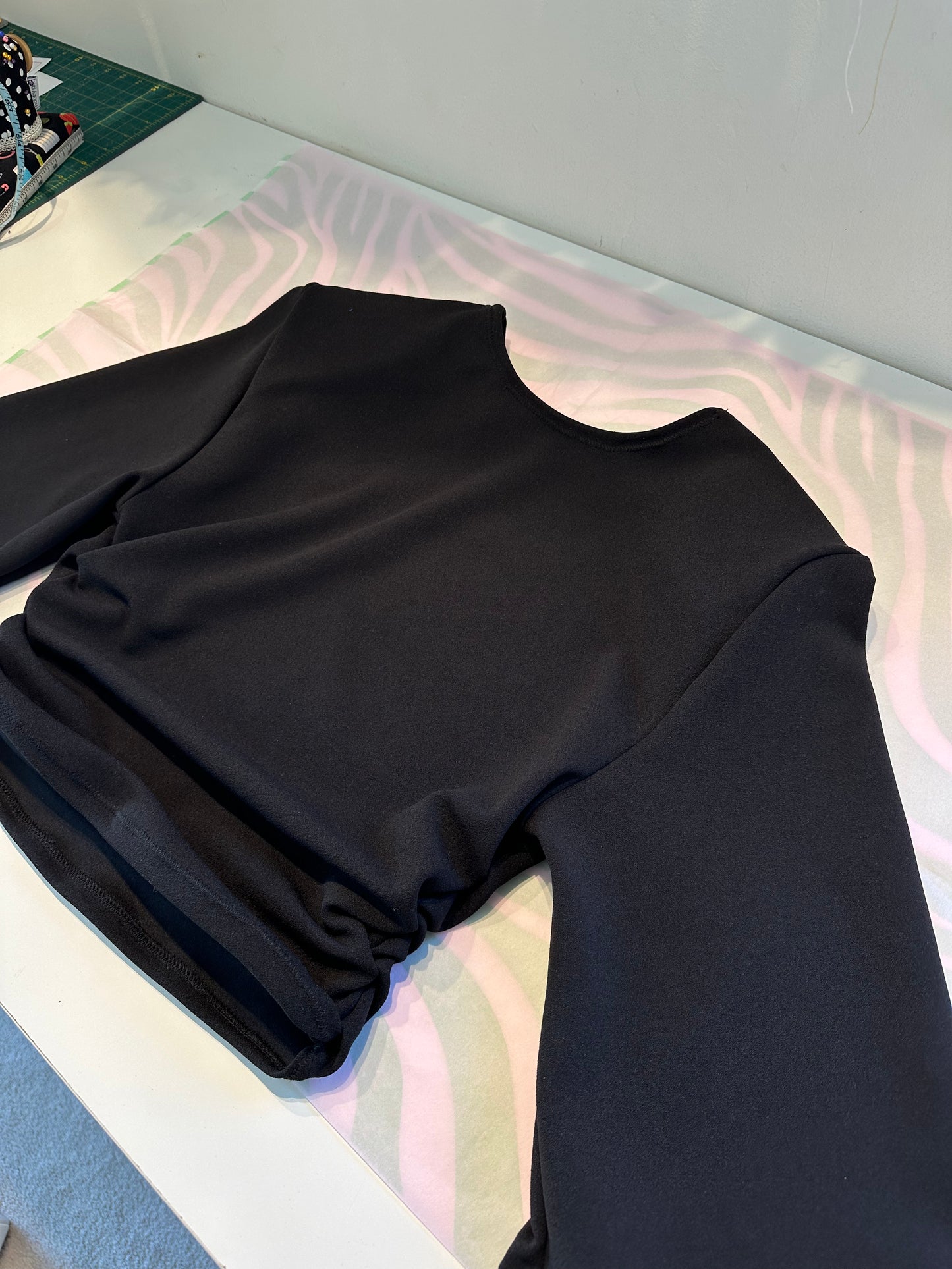 Ruched short sleeve crop top