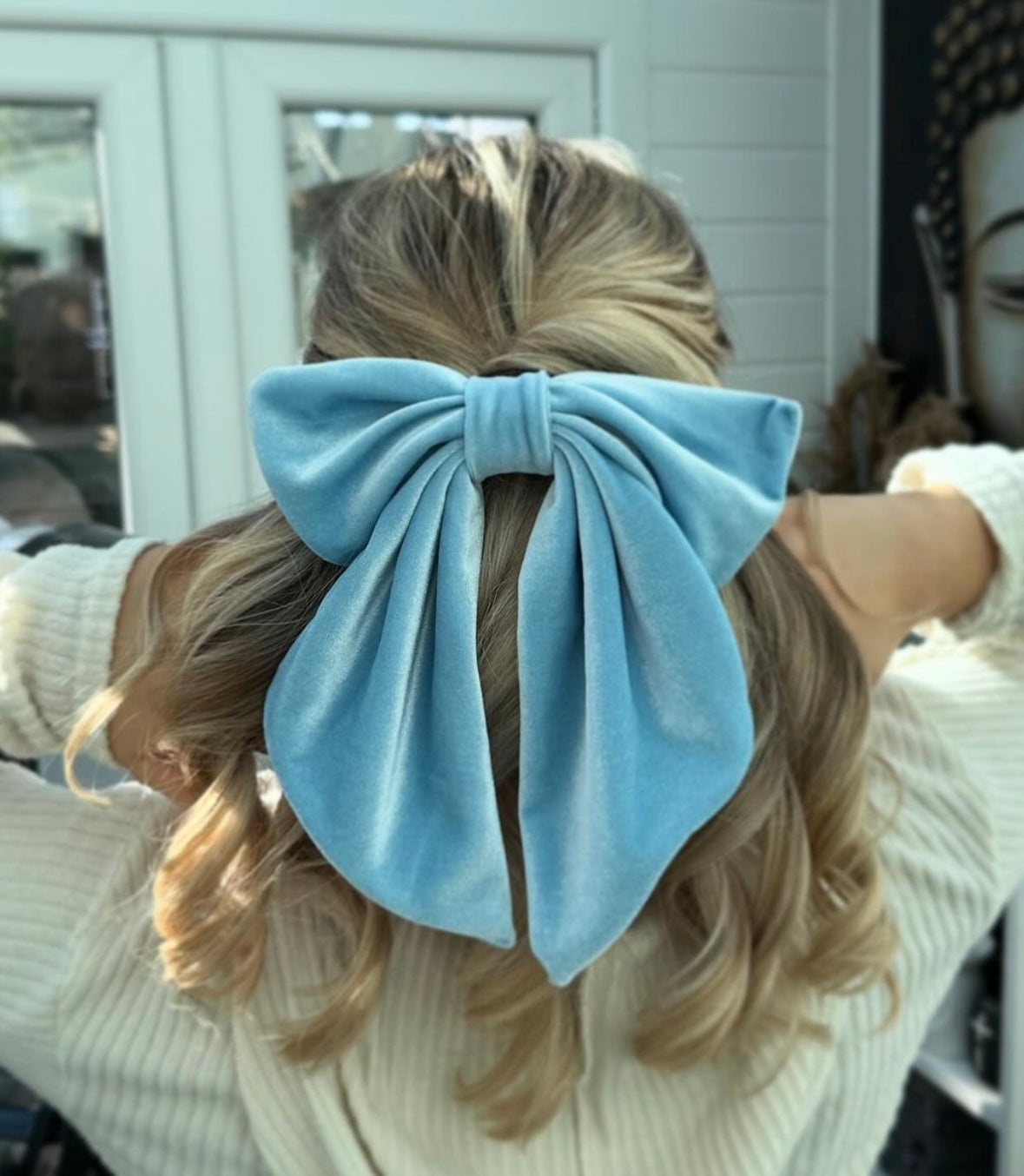 Velvet hair bow (Buy 2 for £30)