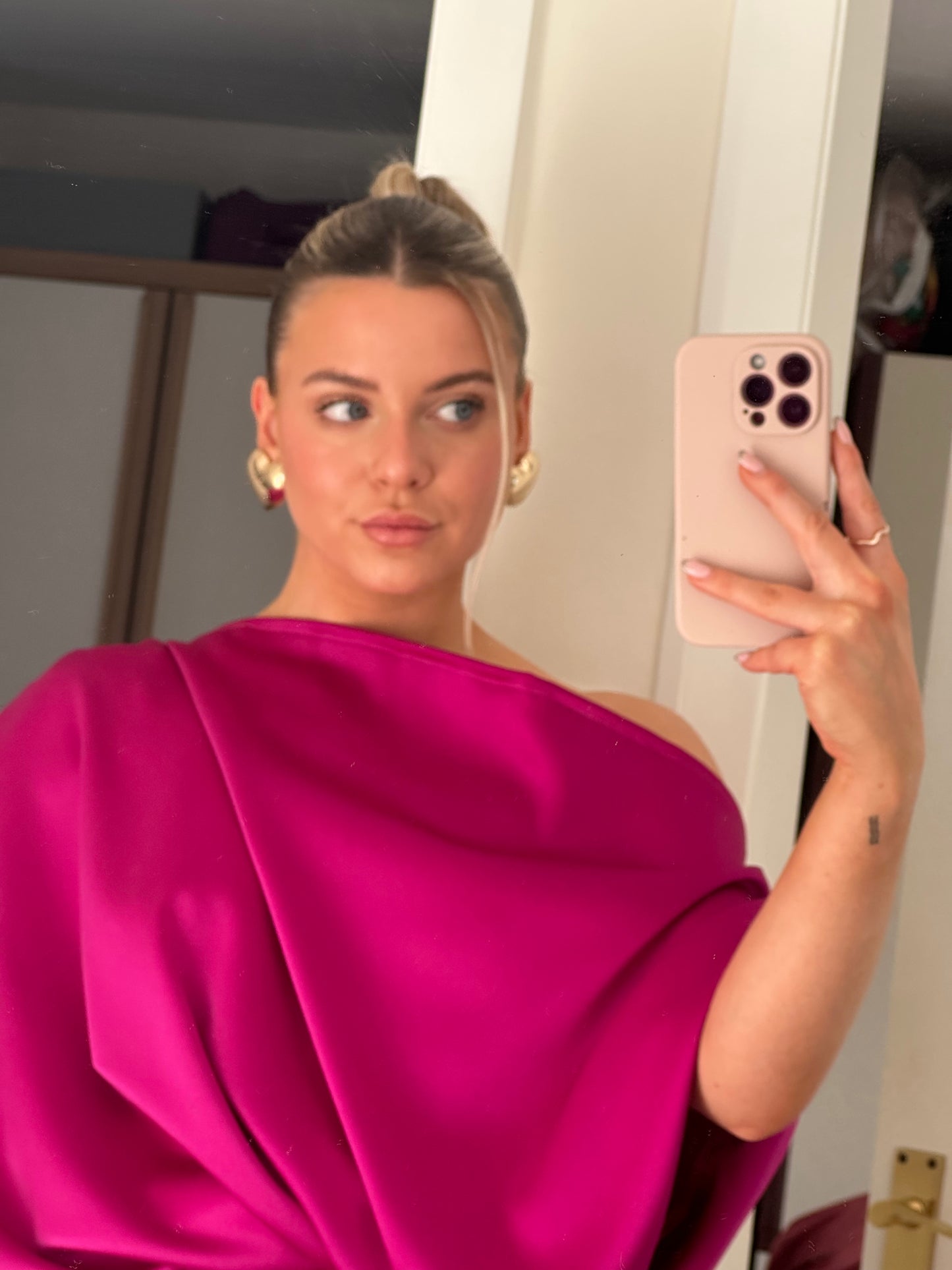 Valentina Dress magenta pink