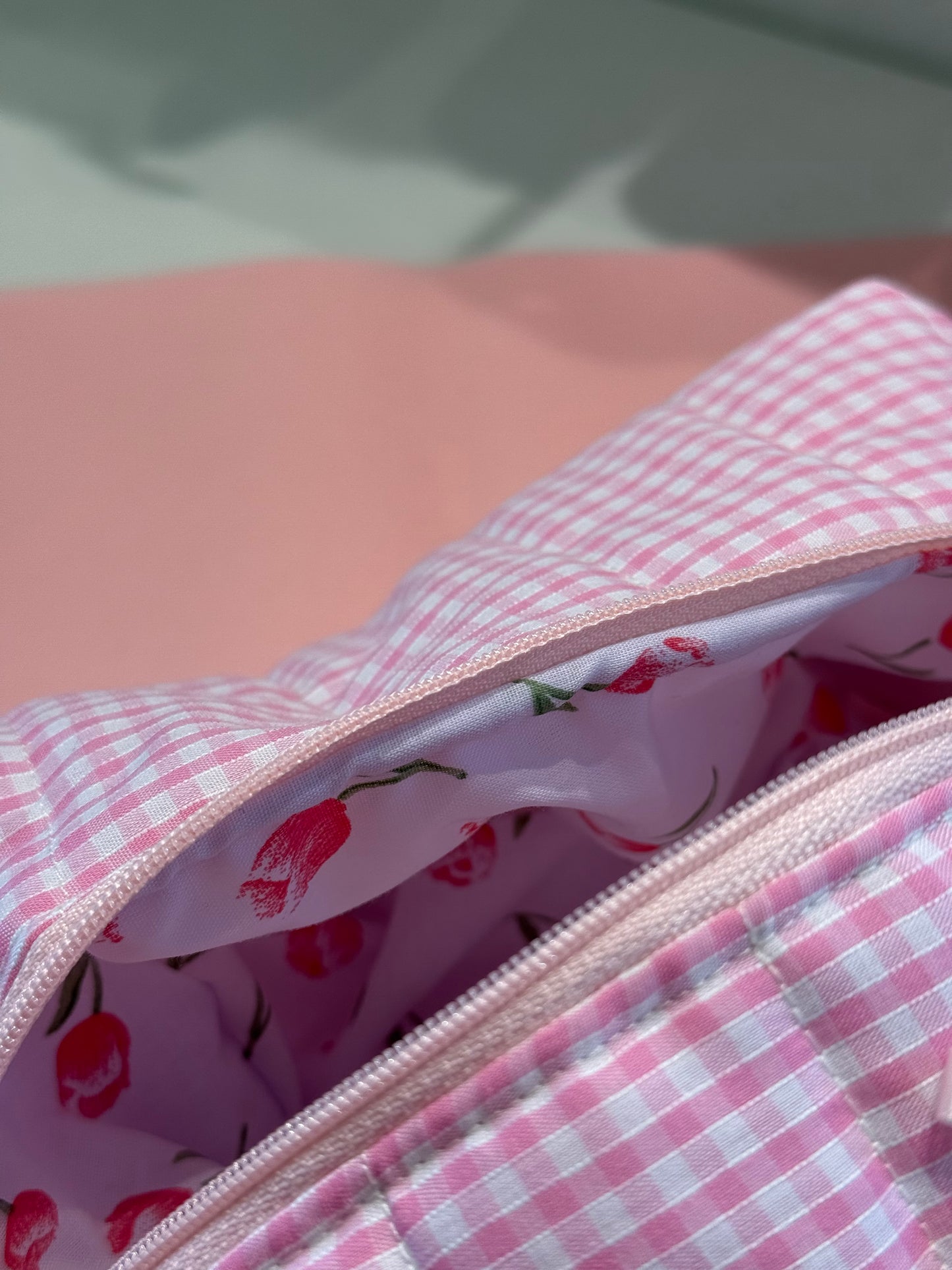 Quilted makeup bag - Pink gingham