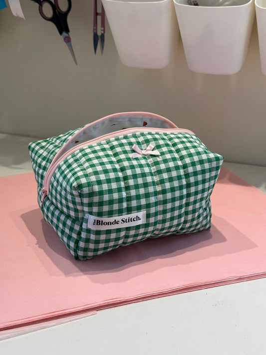 Quilted makeup bag - Green gingham