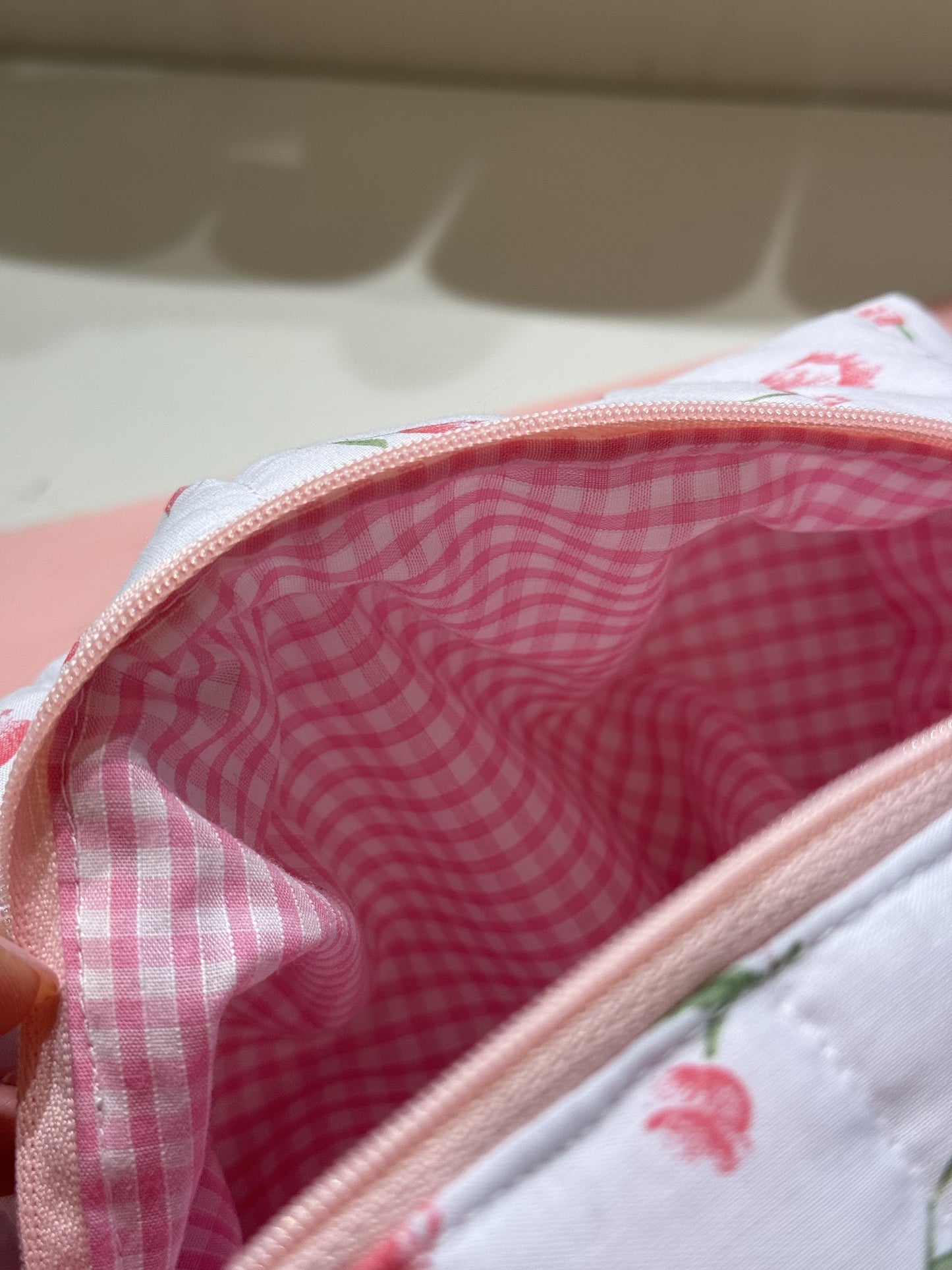 Quilted makeup bag - Tulip print