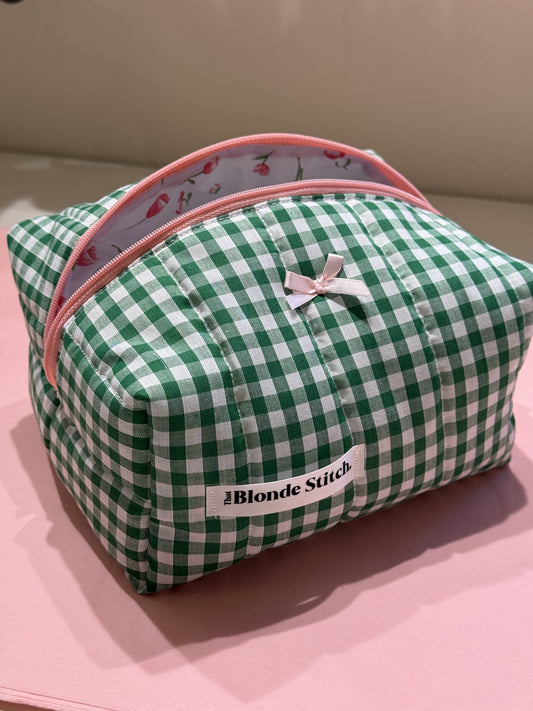 Quilted makeup bag - Green gingham