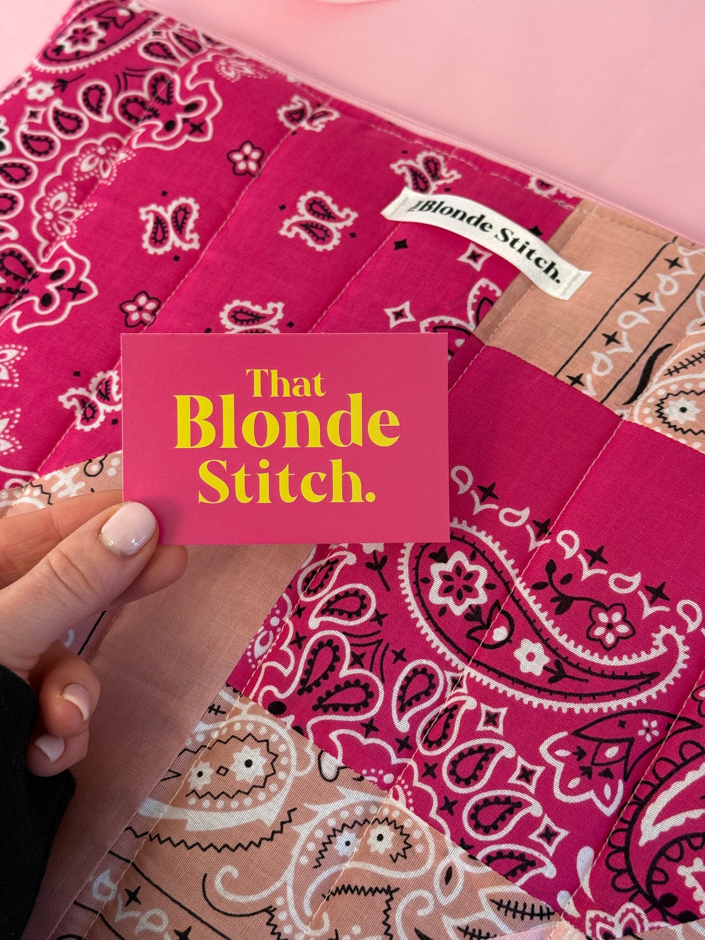 Paisley patchwork laptop case - pink